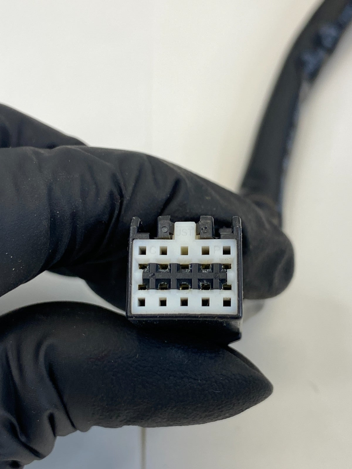 2013-2016 Chevrolet Cruze Rear Trunk License Plate Cover Trim Molding Assy OEM