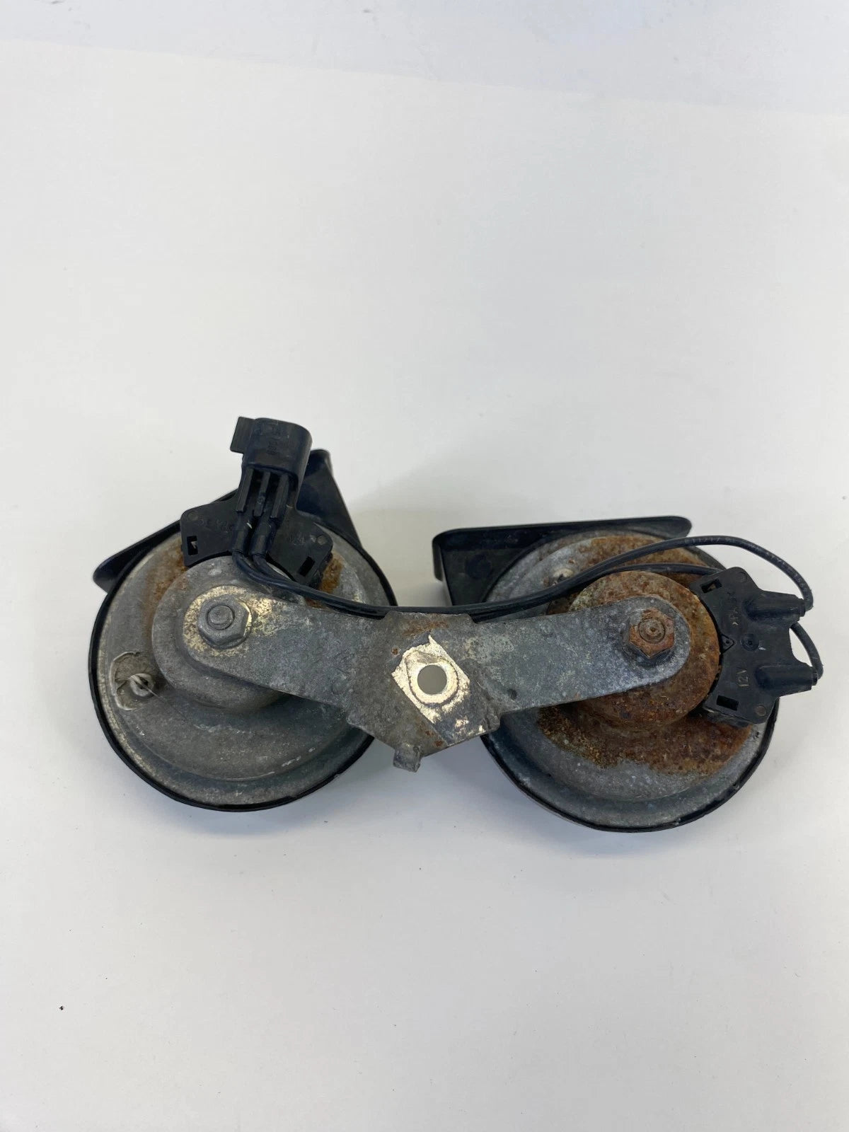 2010-2019 FORD TAURUS HORN LOW HIGH SIGNAL ALARM SIREN NOTE PAIR E30055306 OEM