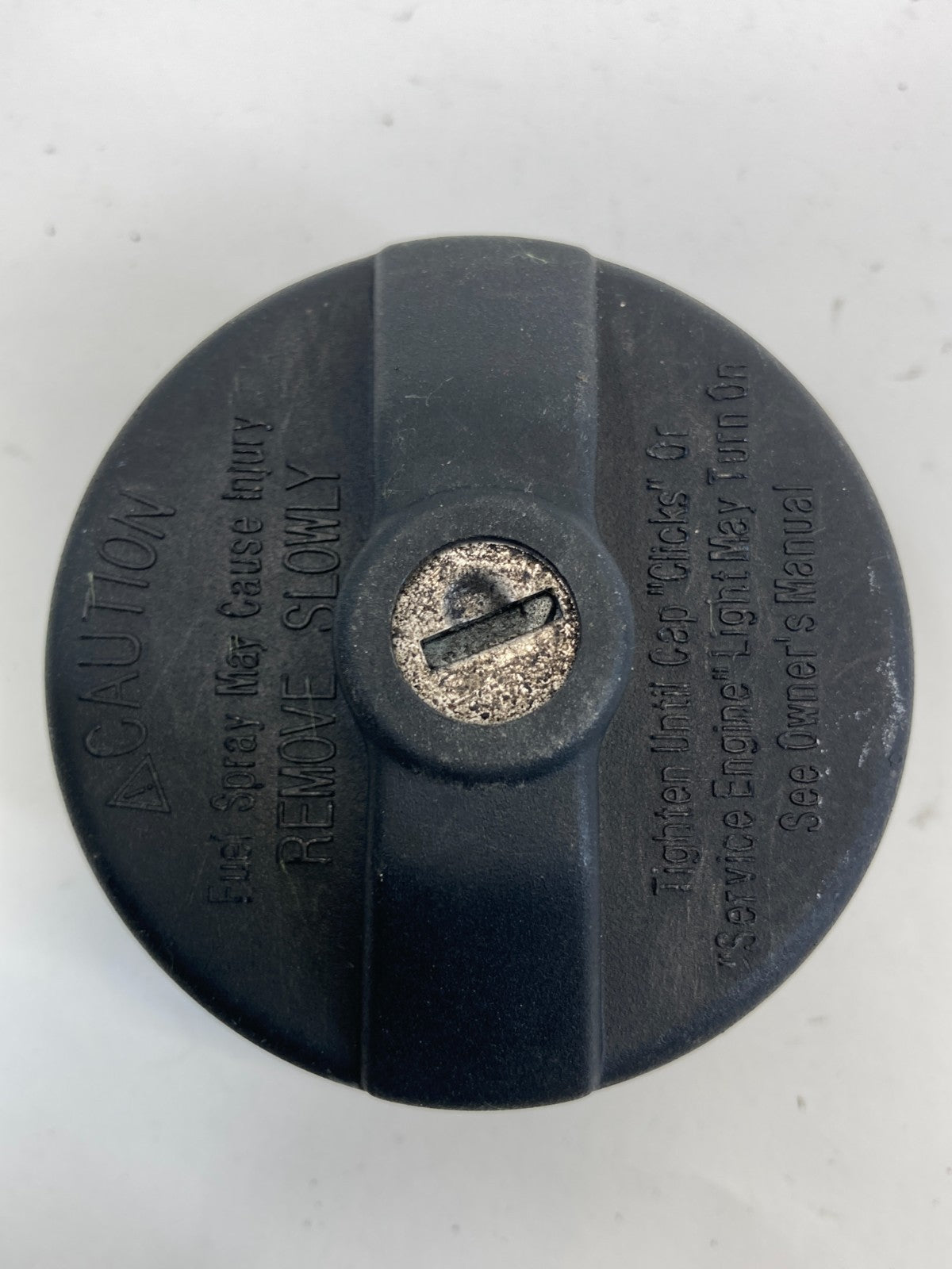 2009 2010 2011 Cadillac STS Fuel Filler Gas Tank Lid Cap Cover Lock