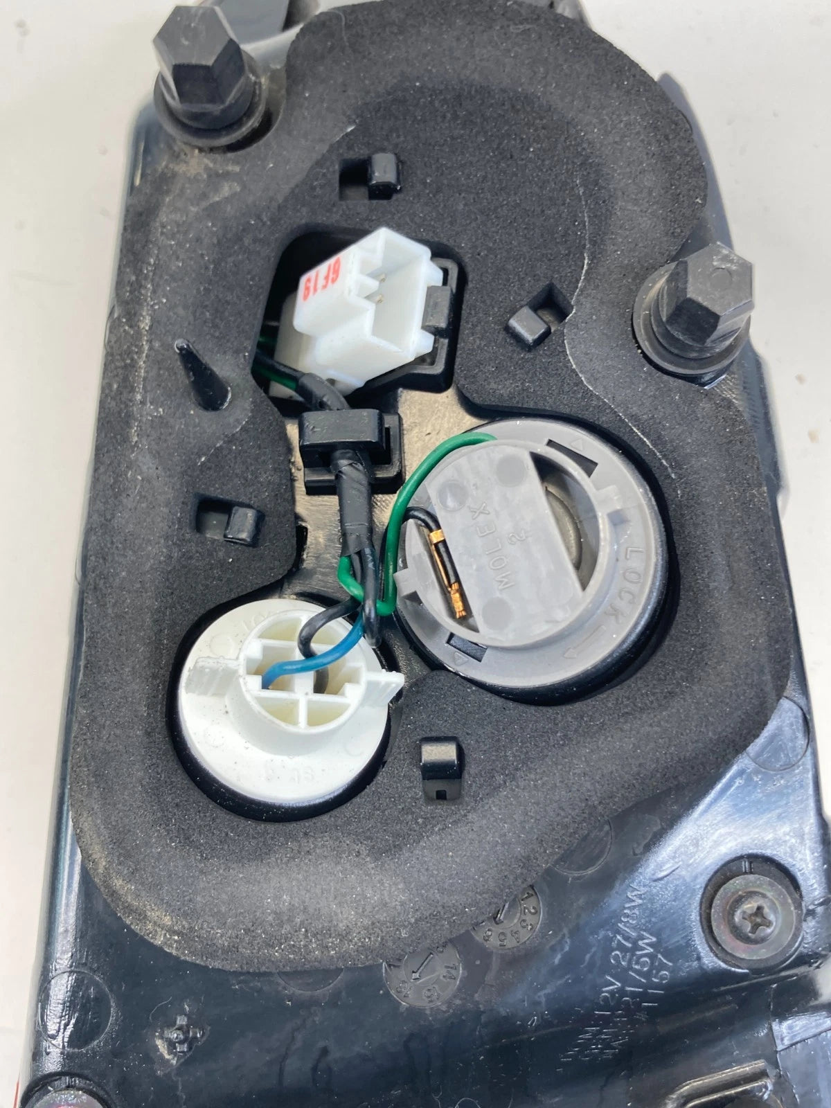 2012-2017 KIA RIO LX SEDAN REAR RIGHT PASSENGER SIDE TAILLIGHT ASSEMBLY LAMP OEM