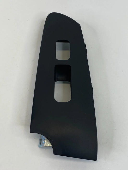 2010-2013 KIA FORTE FRONT RIGHT PASSENGER WINDOW SWITCH TRIM BEZEL 201006192