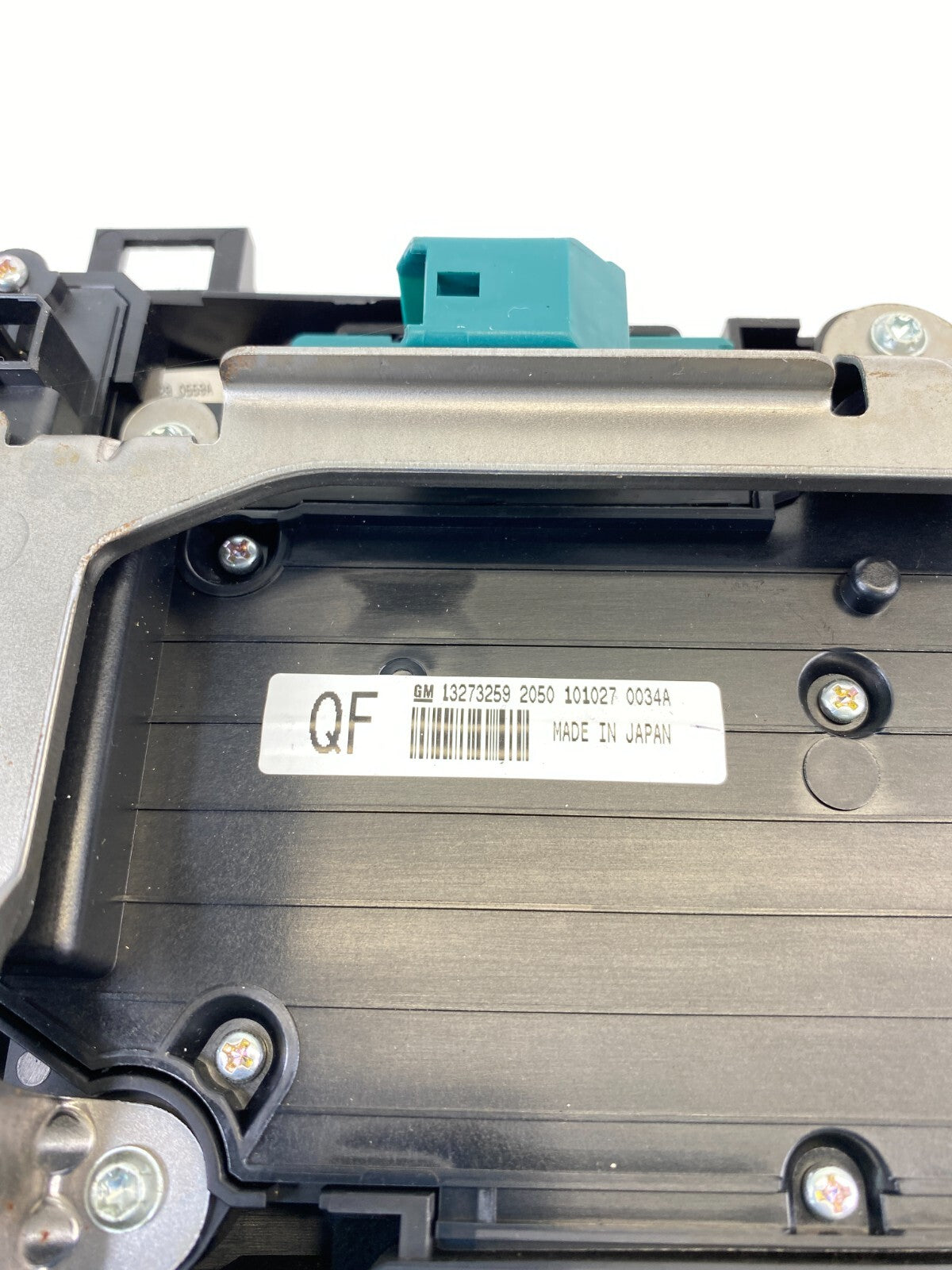 2011 2012 Buick Regal CXL Radio & Climate Control Faceplate Panel 13273259