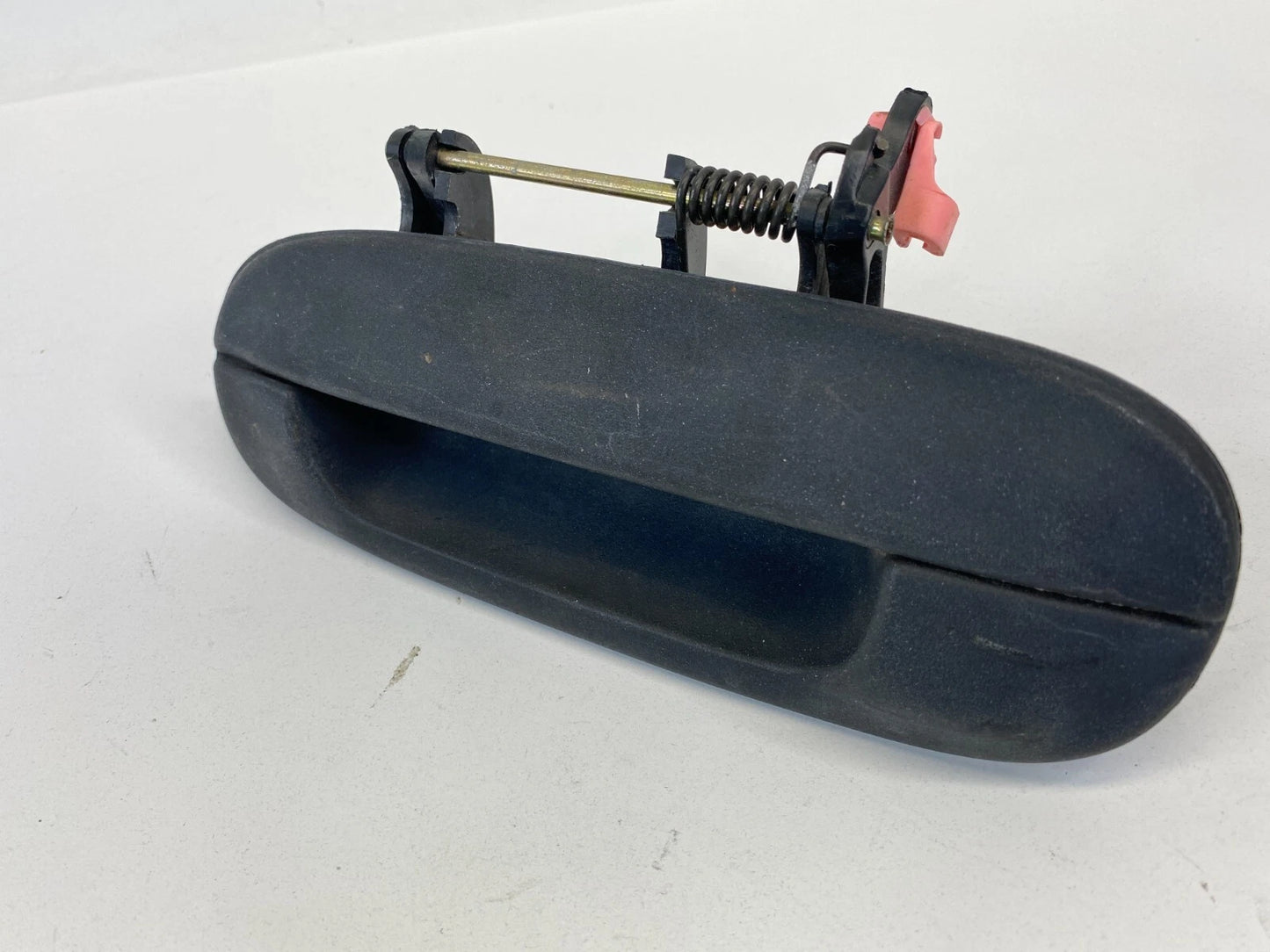 2002-2009 GMC ENVOY REAR LEFT BACK DRIVER DOOR EXTERIOR OUTSIDE DOOR HANDLE OEM