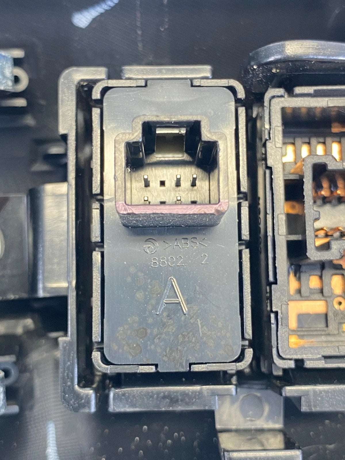 2013-2019 NISSAN SENTRA DASH DIMMER MIRROR TRUNK SWITCH PANEL OEM 68410-3SG0A