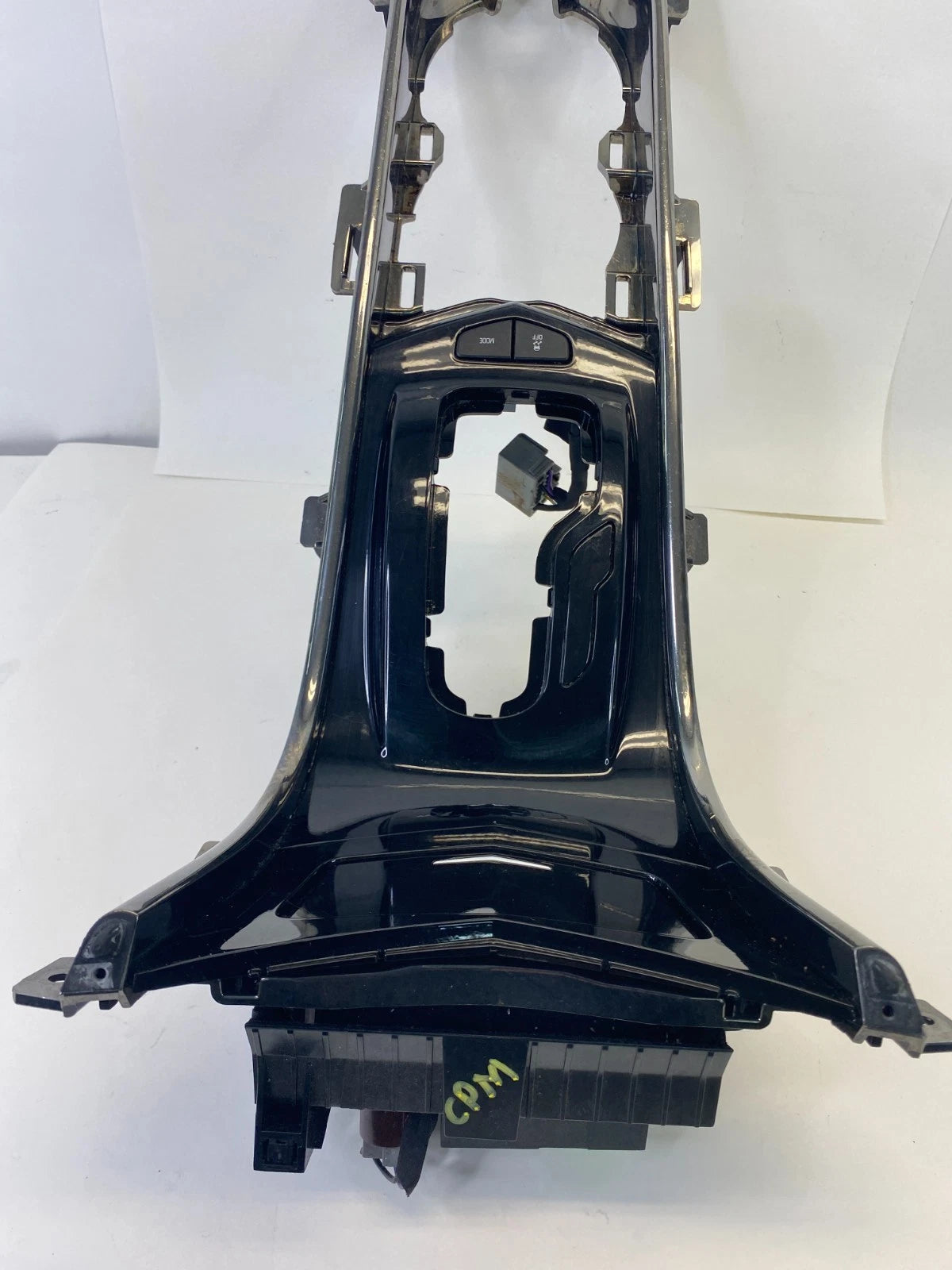 13-19 CADILLAC ATS SEDAN CENTER CONSOLE SHIFTER CUP HOLDER BEZEL TRIM PANEL OEM