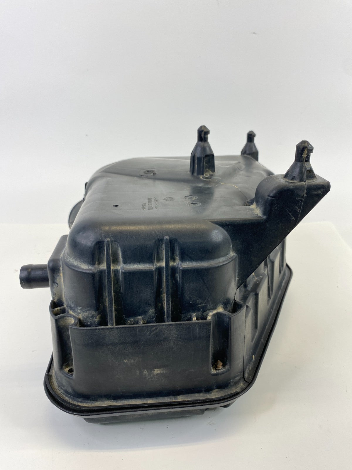 2011-2017 Jeep Patriot 2.4L Air Intake Cleaner Box Housing Box Assembly OEM