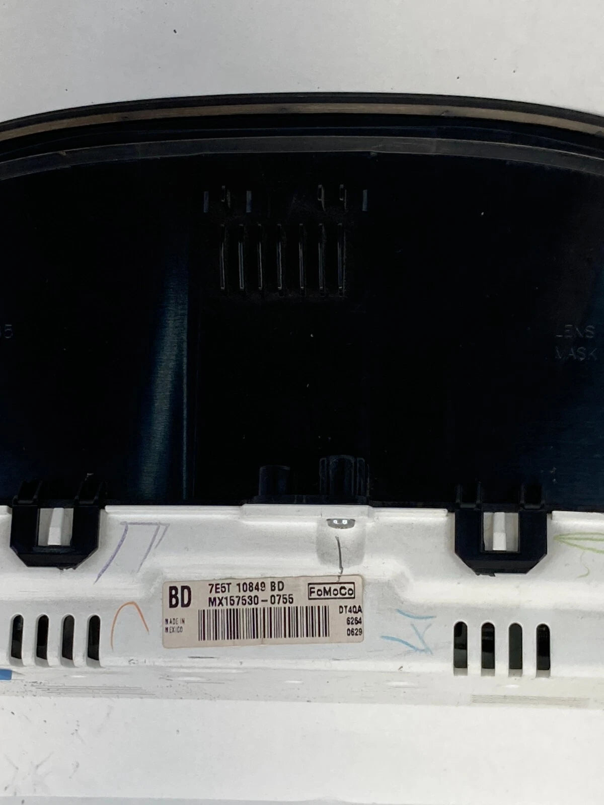 06-09 FORD FUSION INSTRUMENT CLUSTER SPEEDOMETER GAUGES 215K MILES 7E5T10849BD