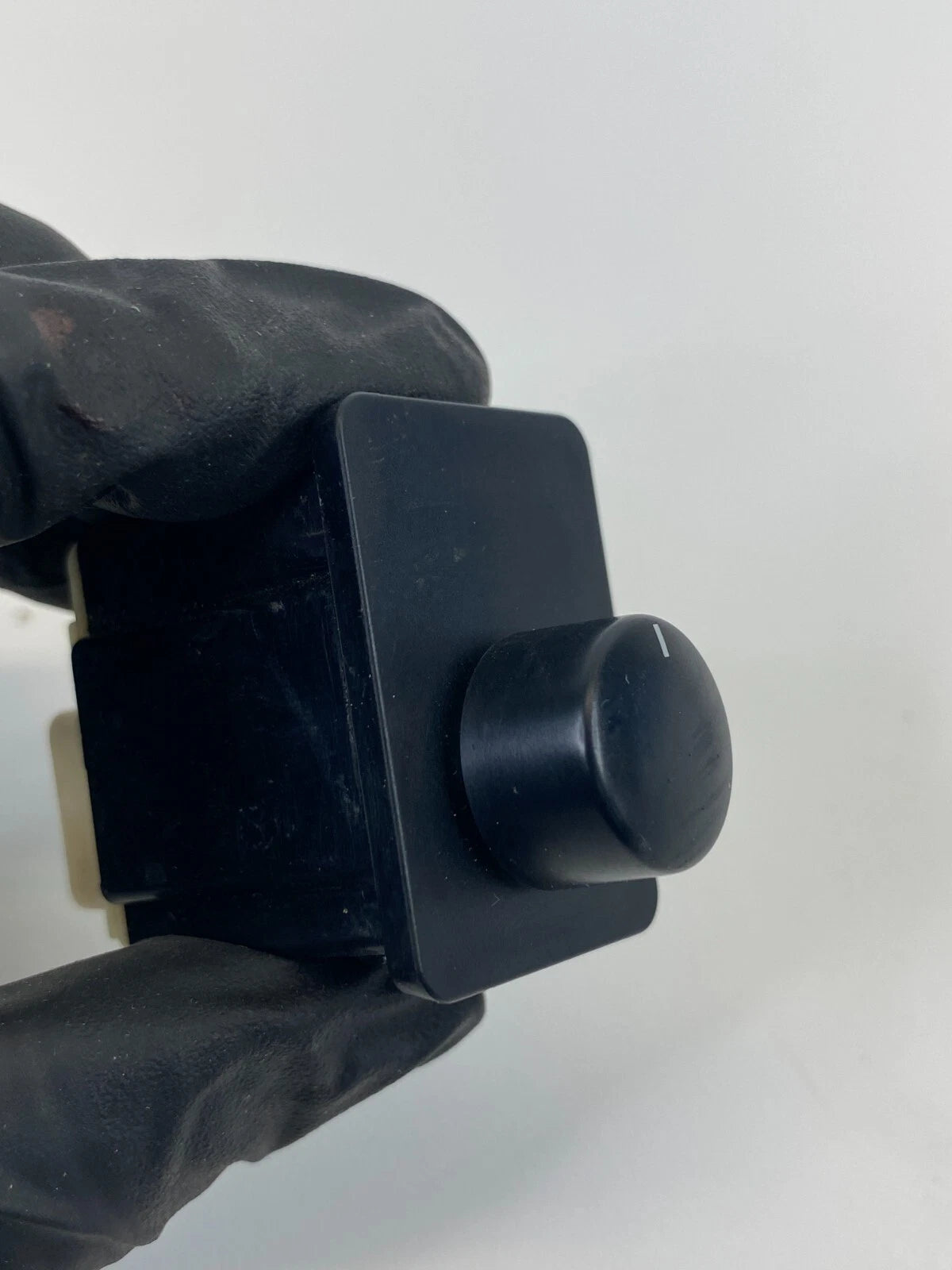 1998-2001 LEXUS ES300 SEDAN SWITCH WIRELESS DOOR LOCK BUZZER ALARM OEM