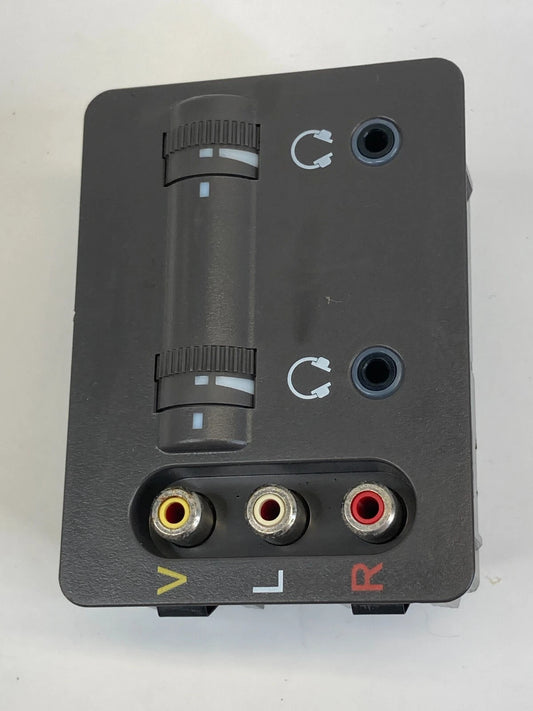 11 12 13 14 15 16 17 HONDA ODYSSEY VLR TV INPUT AUDIO HEADPHONE JACK M45519 OEM