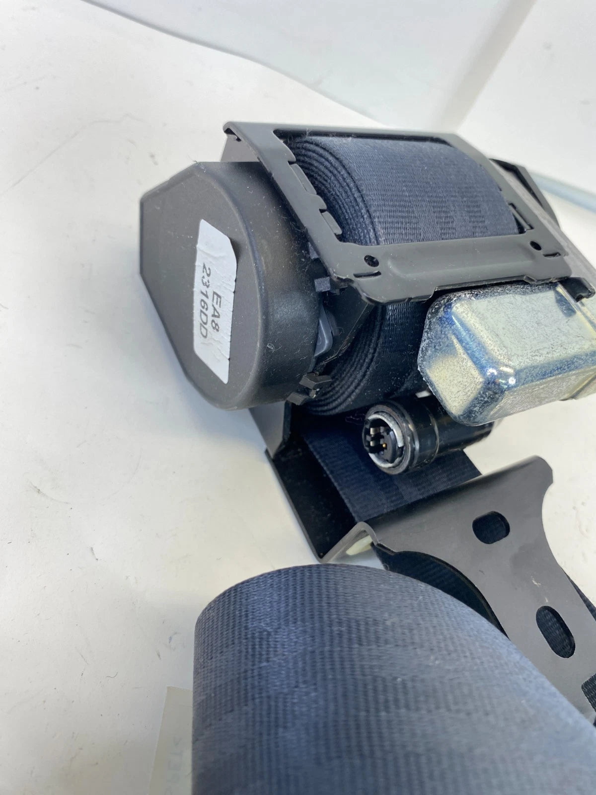 2012 2013 MITSUBISHI OUTLANDER FRONT LEFT LOWER SEAT BELT RETRACTOR ASSY 6083807
