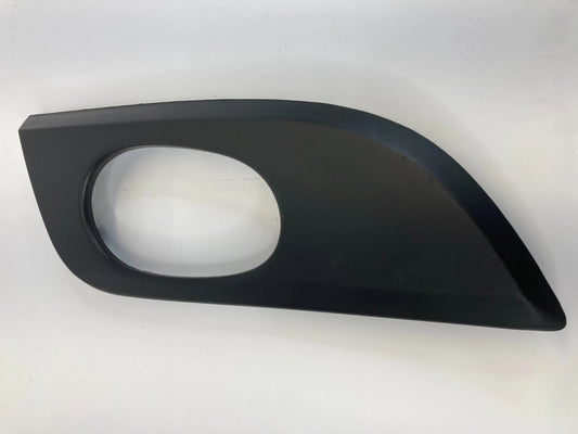 2002-2009 GMC ENVOY FRONT LEFT DRIVER SIDE INTERIOR DOOR HANDLE BEZEL TRIM OEM