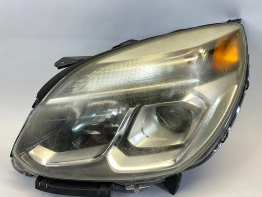 2016 2017 CHEVROLET EQUINOX FRONT LEFT DRIVER HEADLIGHT HEADLAMP HALOGEN OEM