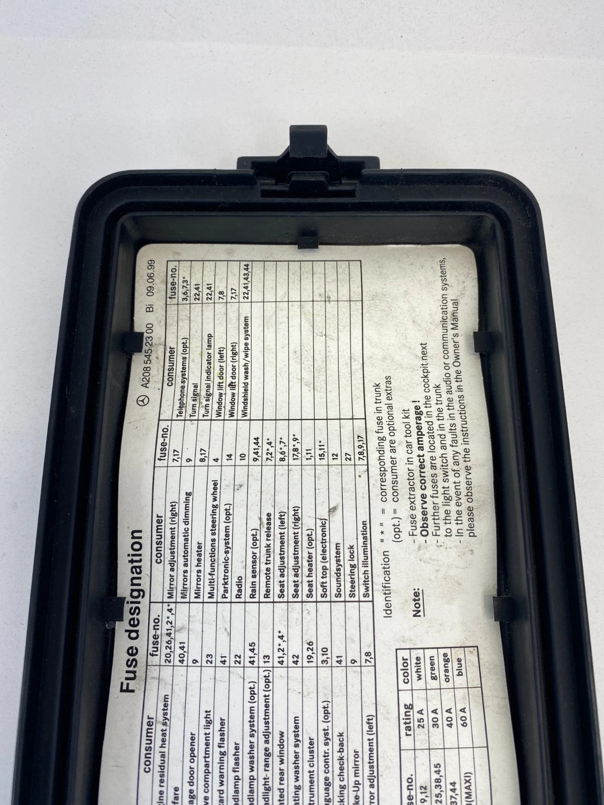 1999-2003 MERCEDES-BENZ CLK430 UNDER HOOD FUSE BOX COVER LID CAP 2085452300