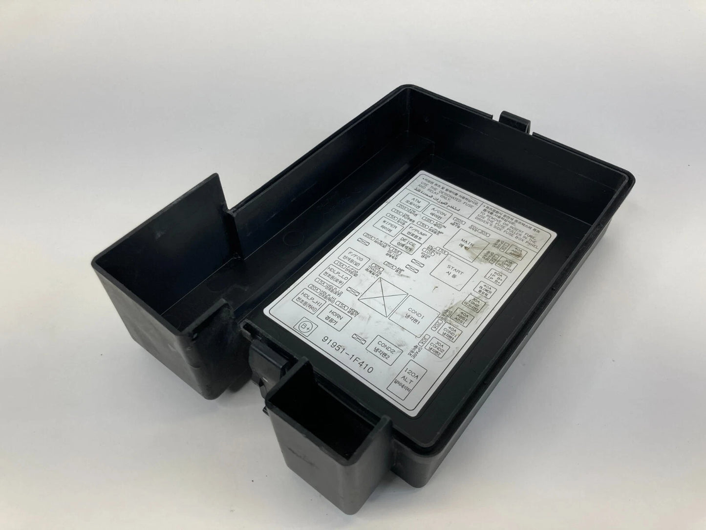 2005-2010 KIA SPORTAGE 2.0L L4 ENGINE FUSE BOX COVER LID PANEL 91951-1F410 OEM