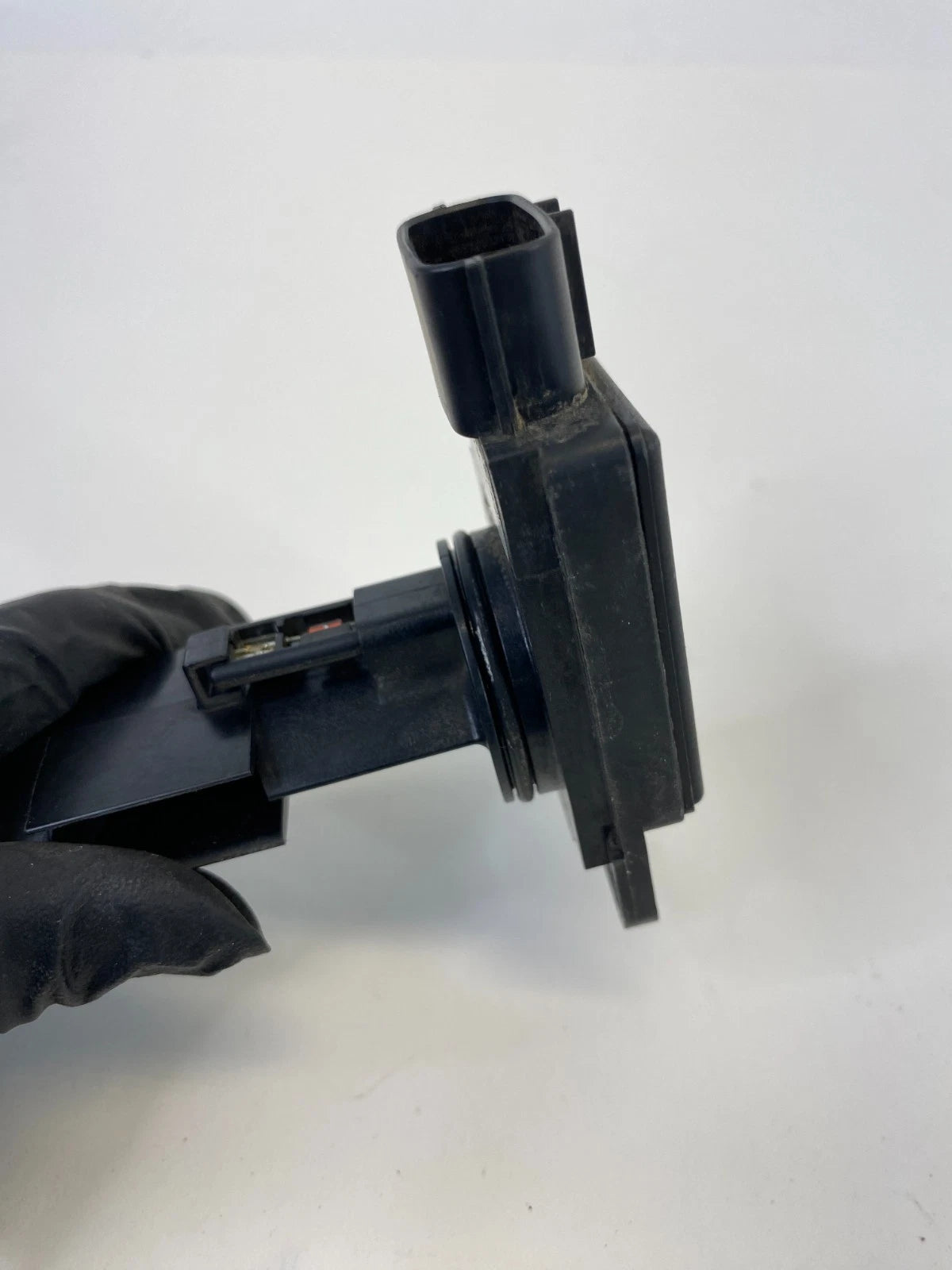 2011-2014 MITSUBISHI OUTLANDER SPORT AIR MASS FLOW METER SENSOR MAF MR985187