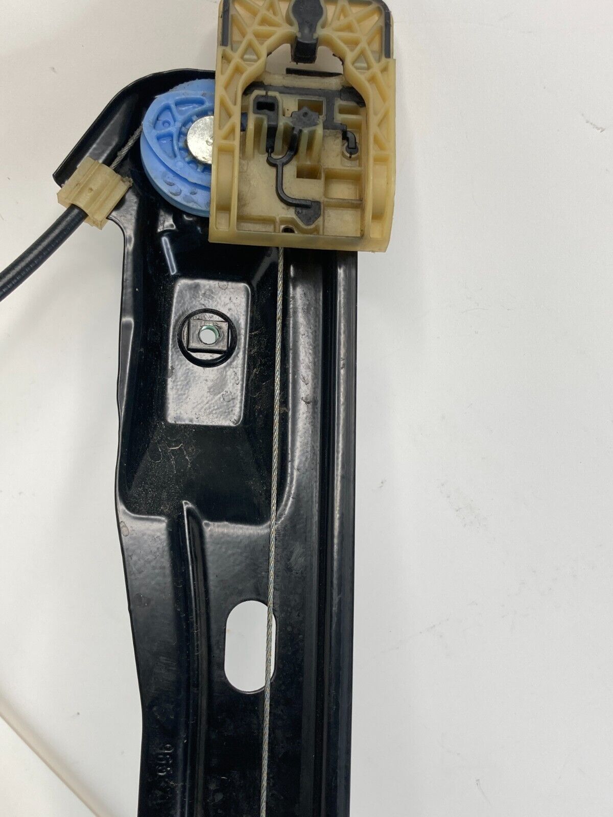 2011-2017 Buick Regal Front Left Door Power Window Regulator w/ Motor 20951581