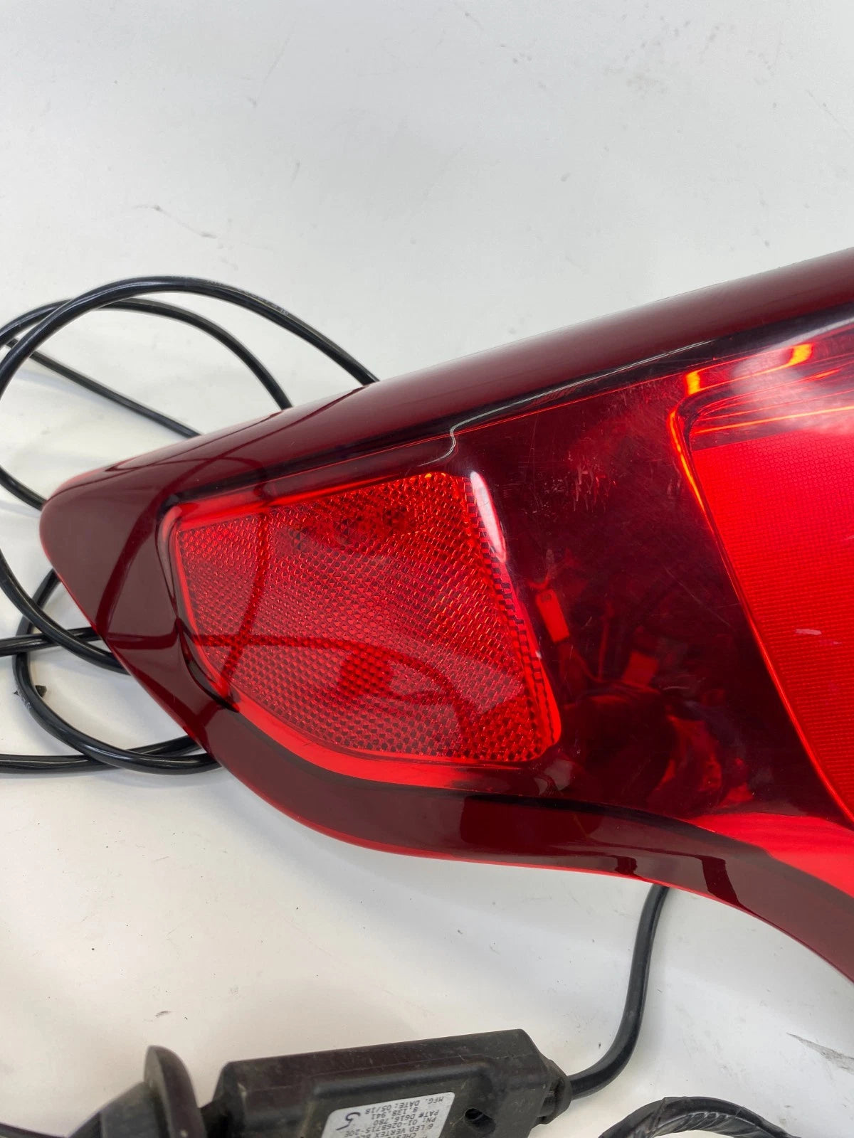 2016-2019 FORD INTERCEPTOR UTILITY REAR LEFT SIDE TAILLIGHT TAIL LAMP OEM