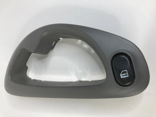 2004-2008 CHEVROLET MALIBU FRONT LEFT DRIVER DOOR HANDLE BEZEL W/ LOCK SWITCH