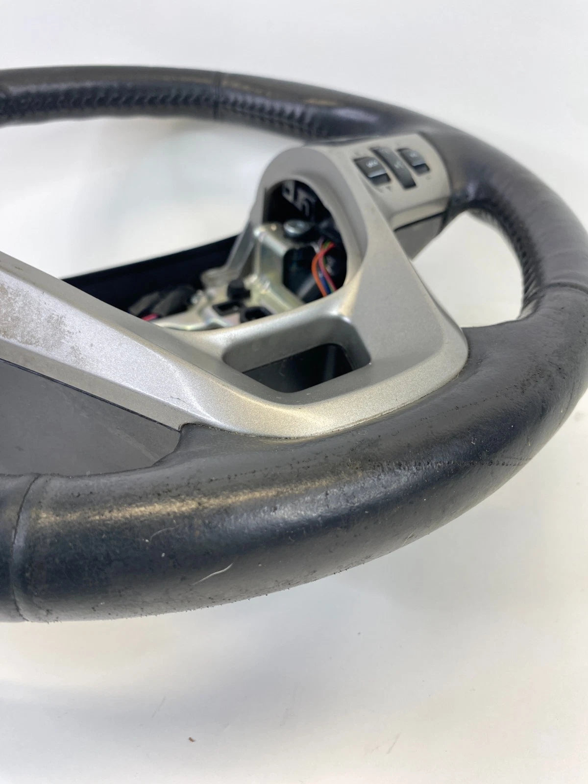 2013-2019 FORD FLEX STEERING WHEEL W/ AUDIO & CRUISE CONTROL SWITCHES OEM