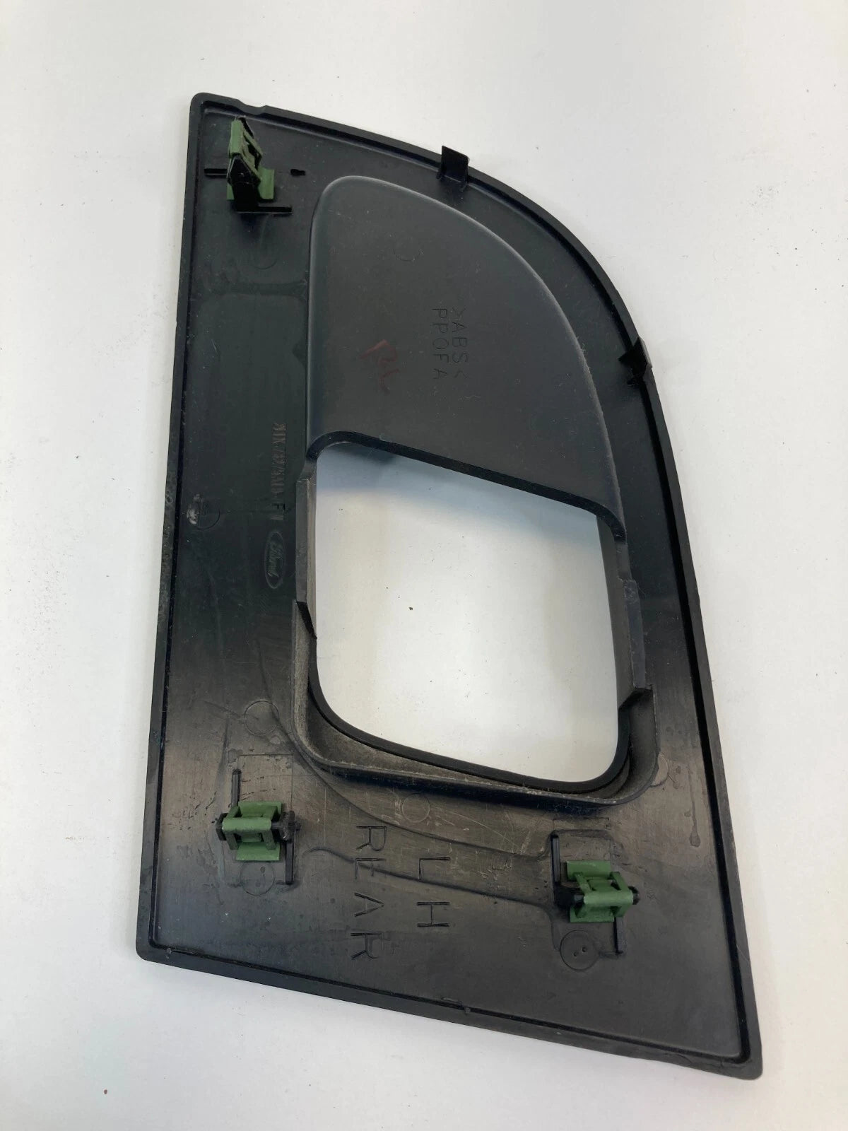 2003-2006 FORD EXPEDITION REAR LEFT INNER DOOR HANDLE COVER BEZEL 2L1X-78275A19
