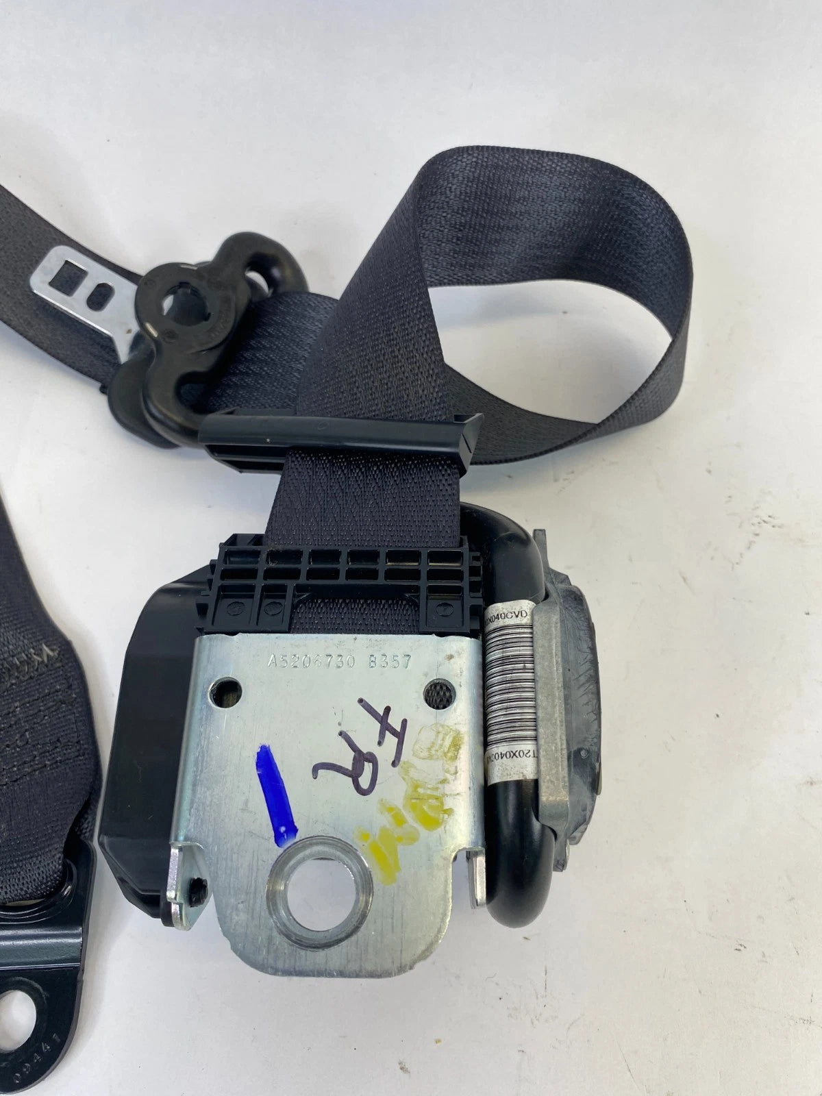 2009 2010 DODGE JOURNEY FRONT PASSENGER RIGHT SEAT BELT RETRACTOR 1AN02XDVAF OEM