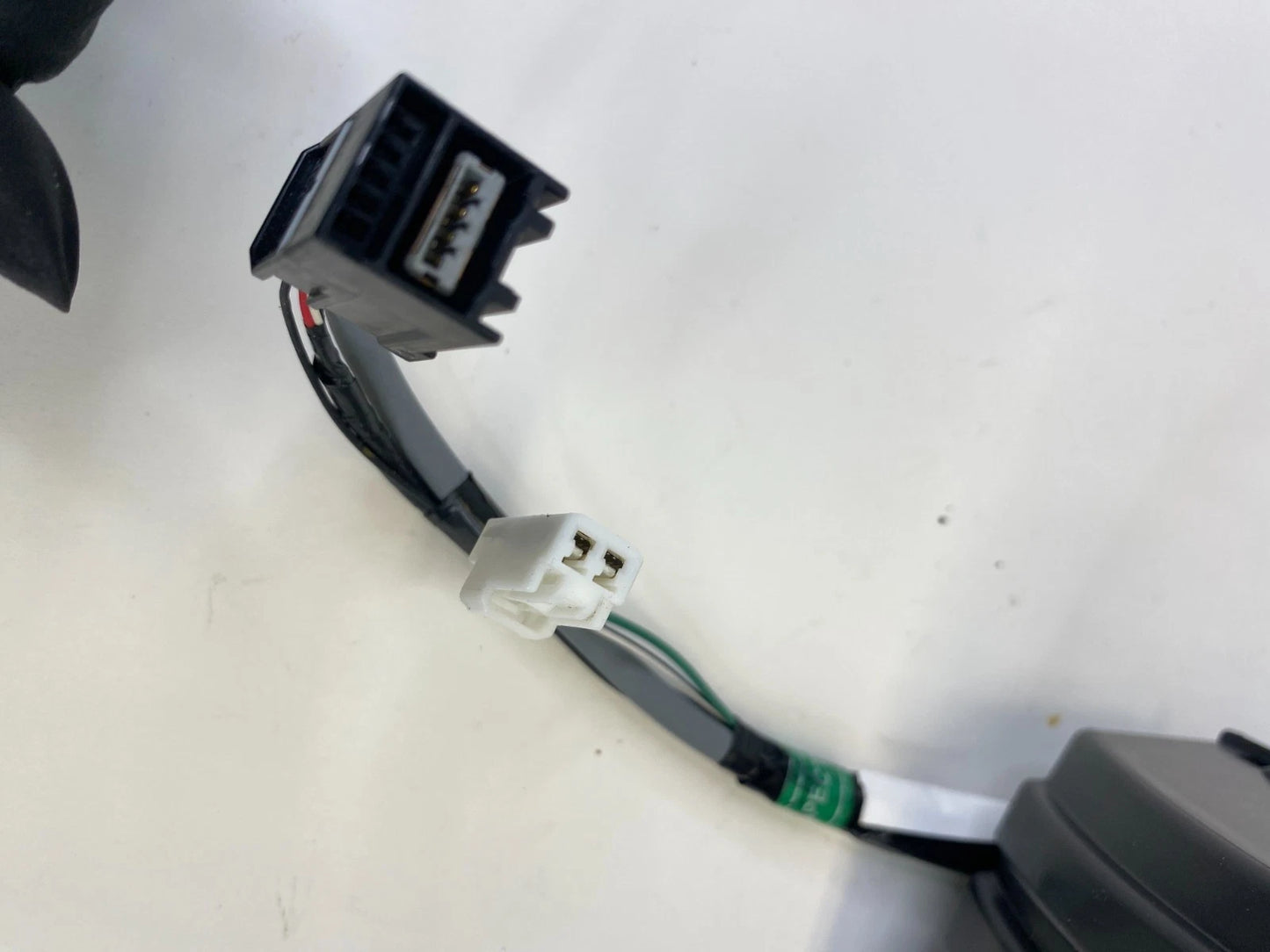 2008-2012 Toyota Avalon Center Console Compartment Storage Box 58805-07010 OEM