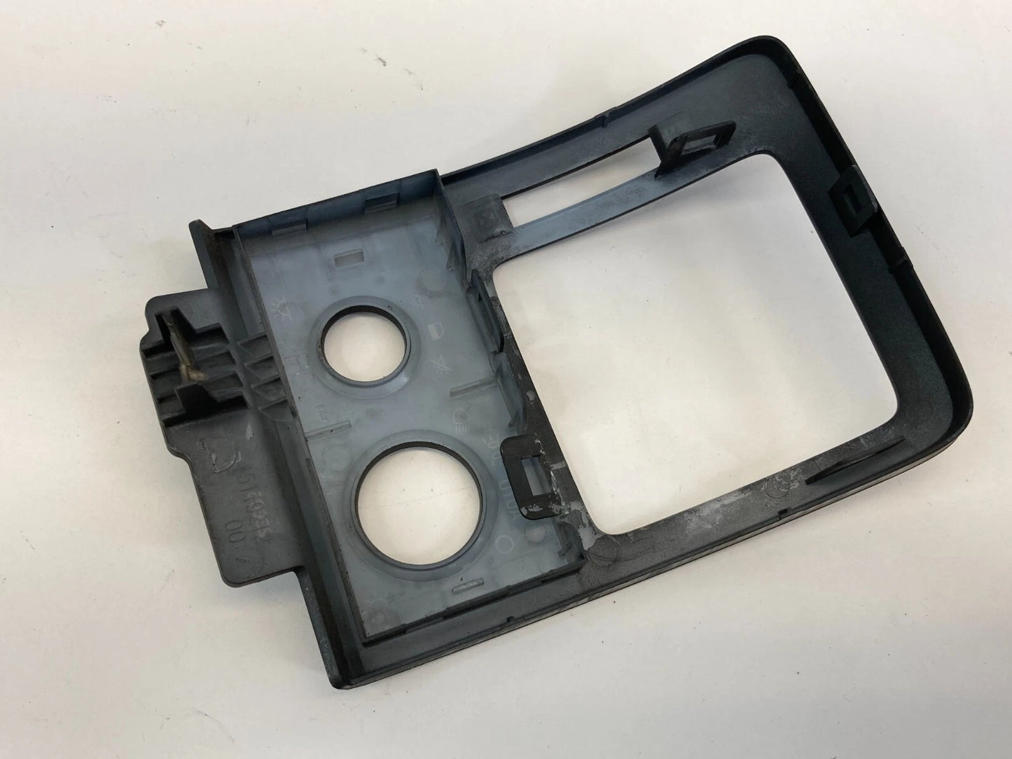 2005-2007 BUICK TERRAZA DASH LEFT SIDE HEADLIGHT SWITCH BEZEL TRIM 15119212 OEM