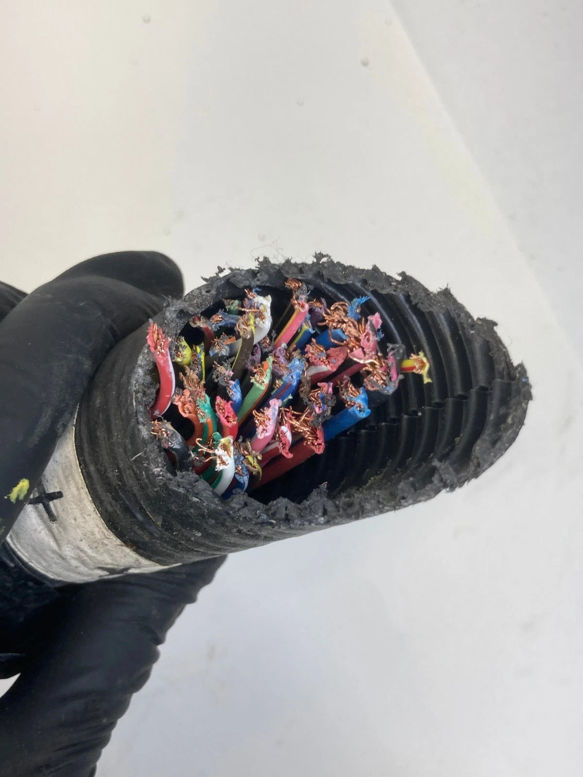 03-05 CHRYSLER PT CRUISER 2.4L A/T ENGINE FUSE RELAY BOX JUNCTION BLOCK ASSY OEM