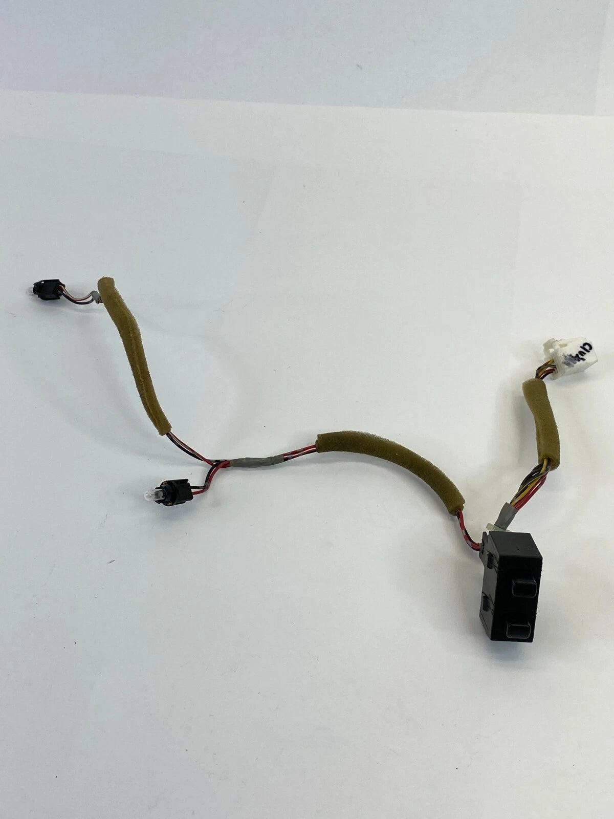 1998-2000 LEXUS GS300 GS 300 FRONT DASH PANEL TRIP RESET BUTTON SWITCH ASSEMBLY