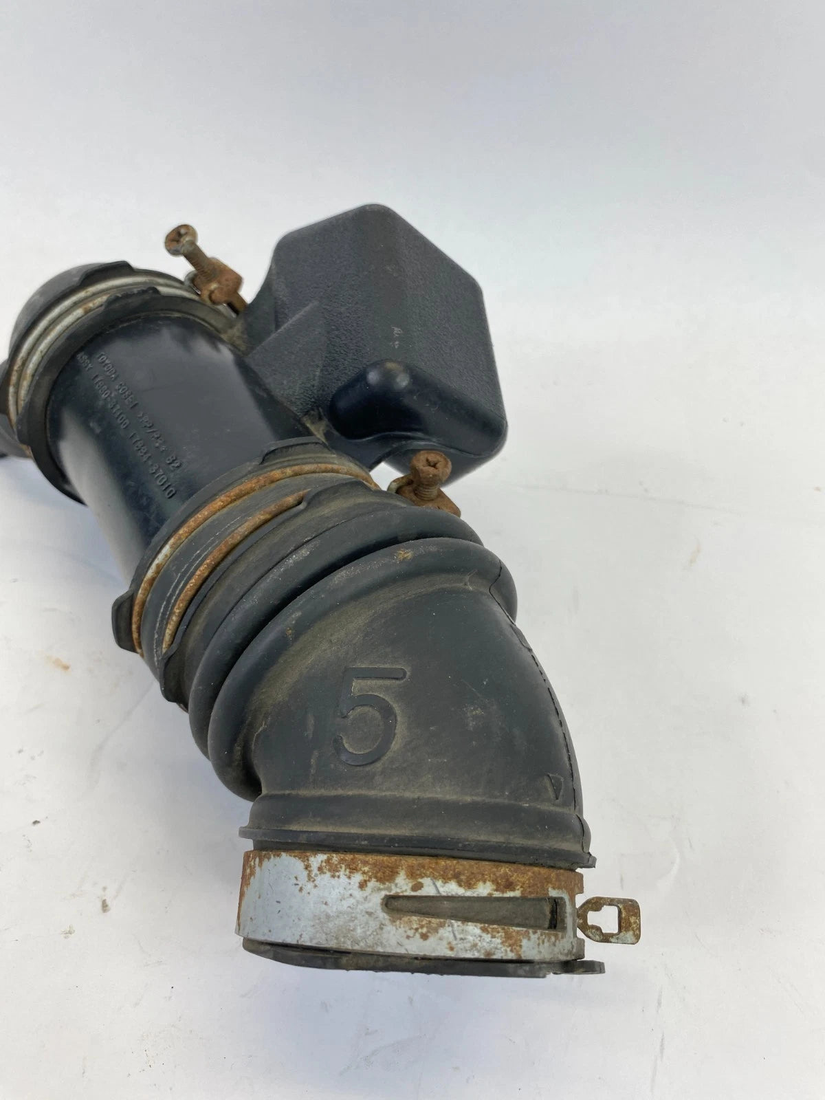 2010-2015 TOYOTA PRIUS 1.8L L4 AIR INTAKE TUBE HOSE OEM FACTORY 17880-37100 OEM