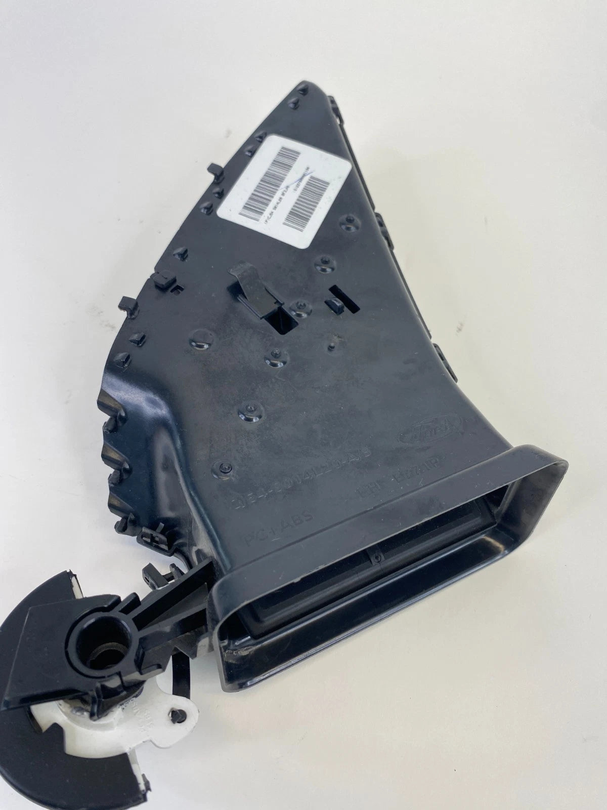 2013-2019 Ford Escape Center Dash Right Side A/C Air Vent Grille Duct Assy OEM