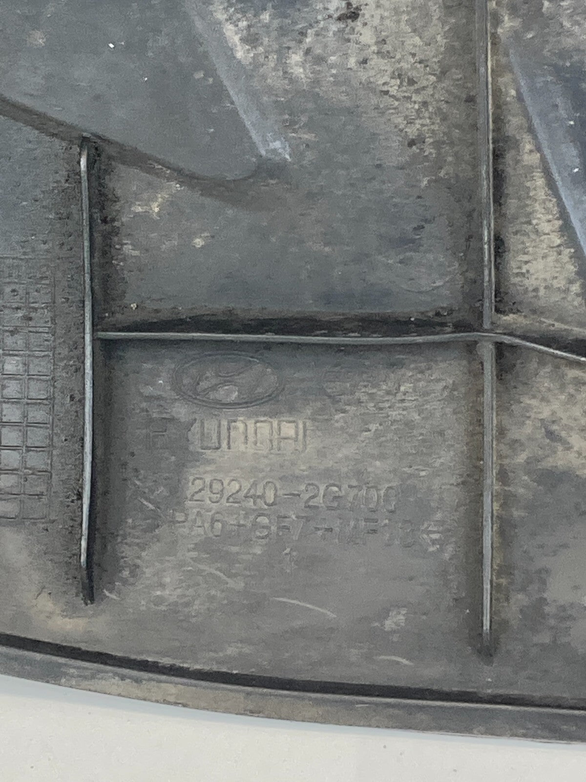 2011-2014 Hyundai Sonata Kia Optima 2.4L A/T Engine Cover 29240-2G700 OEM