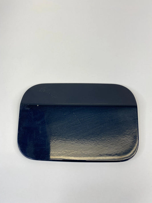 2006 2007 2008 2009 2010 BMW 550I SEDAN FUEL FILLER TANK GAS DOOR LID COVER OEM