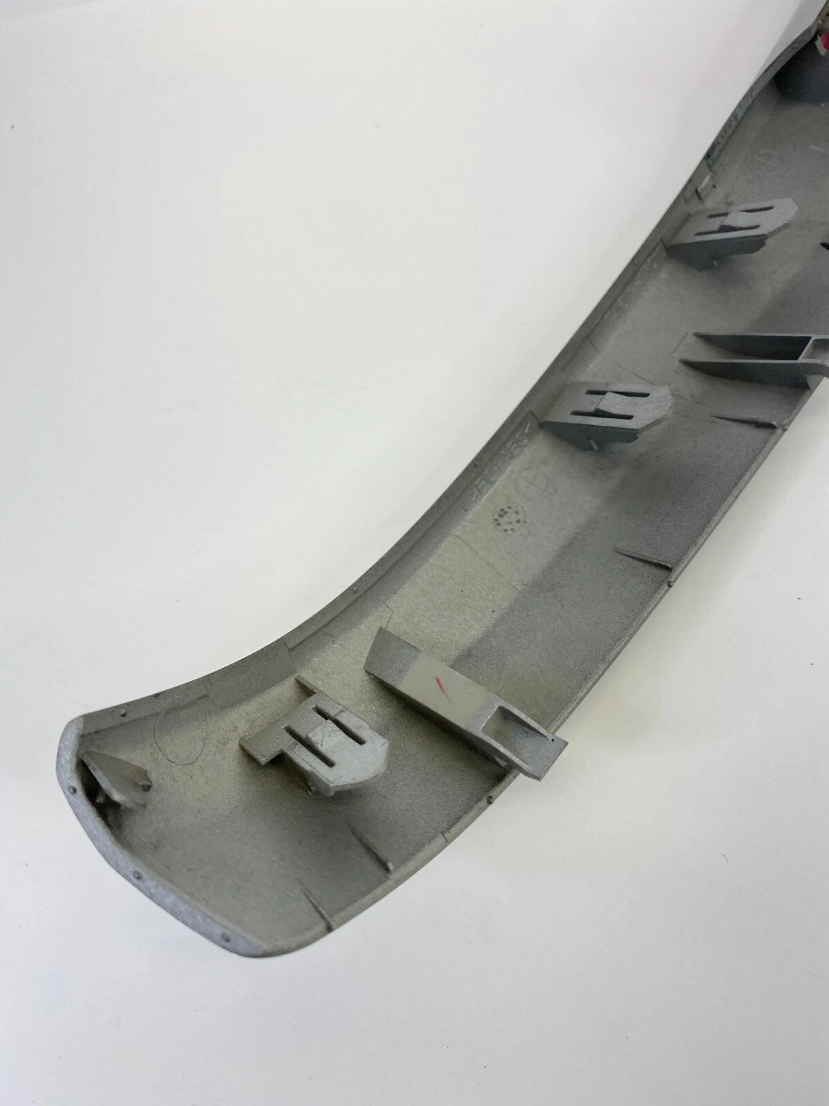 10 11 TOYOTA PRIUS FRONT LEFT INTERIOR DOOR PULL HANDLE TRIM COVER 74611-47010