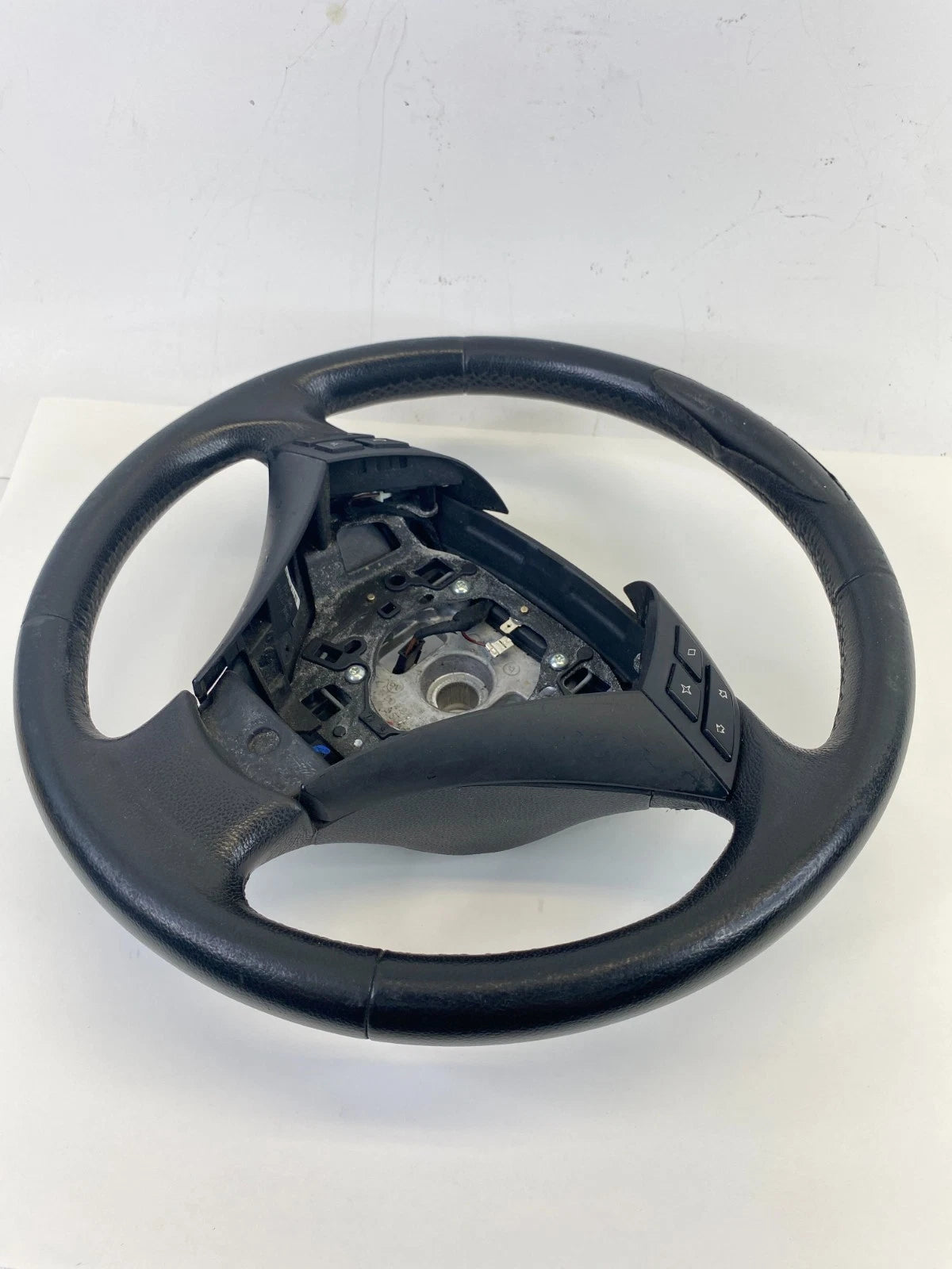 2006 2007 BMW 525I DRIVER STEERING WHEEL W/ CONTROLS SWITCH ASSEMBLY OEM