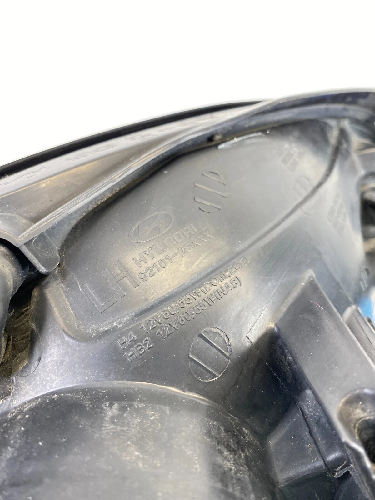 2008 2009 HYUNDAI TUCSON FRONT LEFT SIDE HALOGEN HEADLIGHT HEAD LAMP ASSY OEM