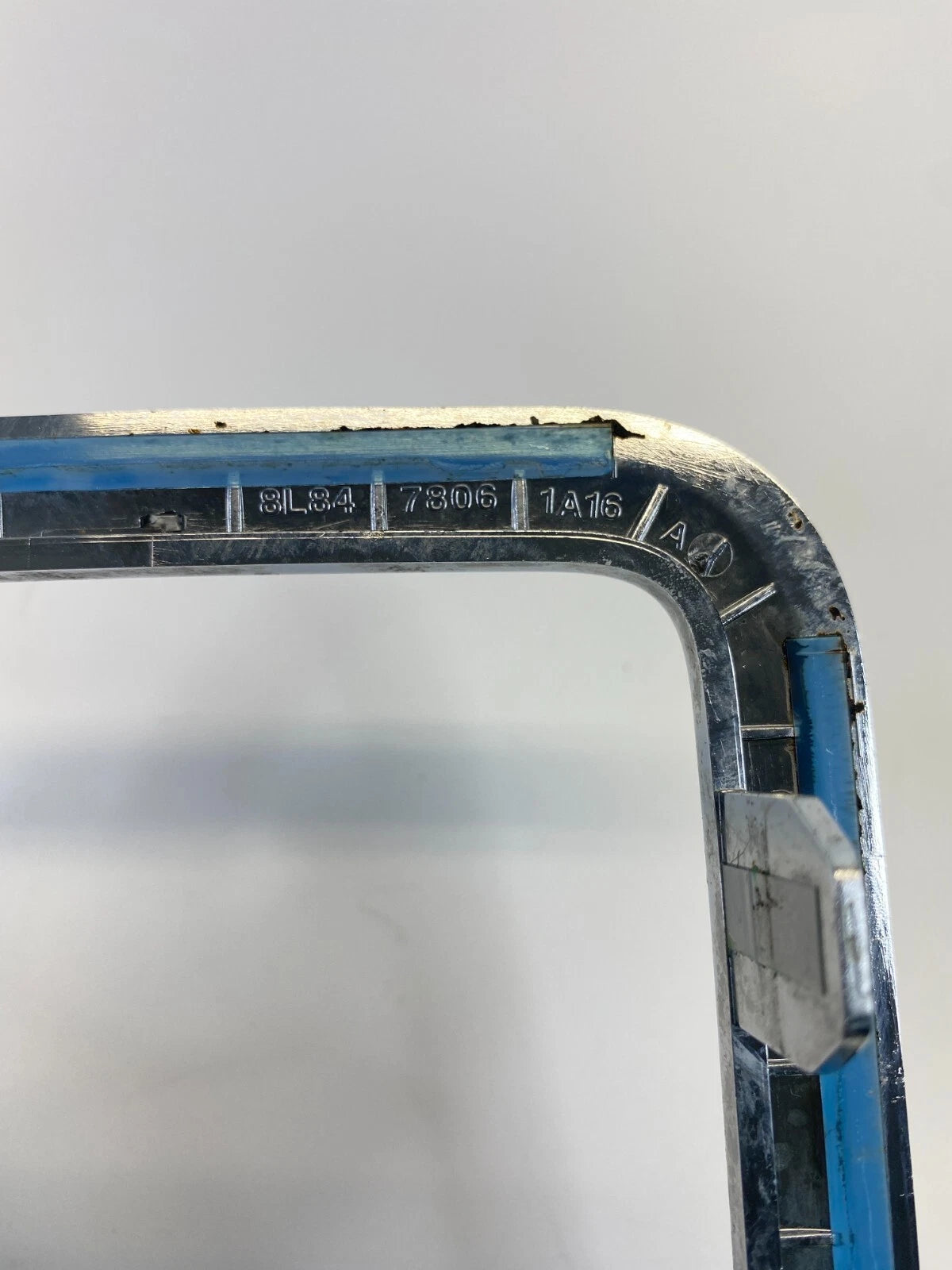 08 09 10 11 12 FORD ESCAPE CENTER CONSOLE SHIFTER BEZEL TRIM 8L8478061A16 OEM