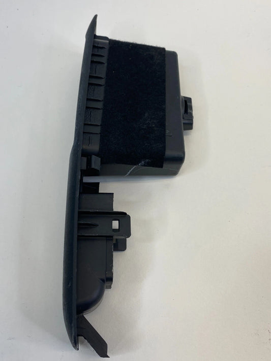 2008-2013 NISSAN ROGUE REAR RIGHT SIDE POWER WINDOW SWITCH BEZEL 82960JM00A