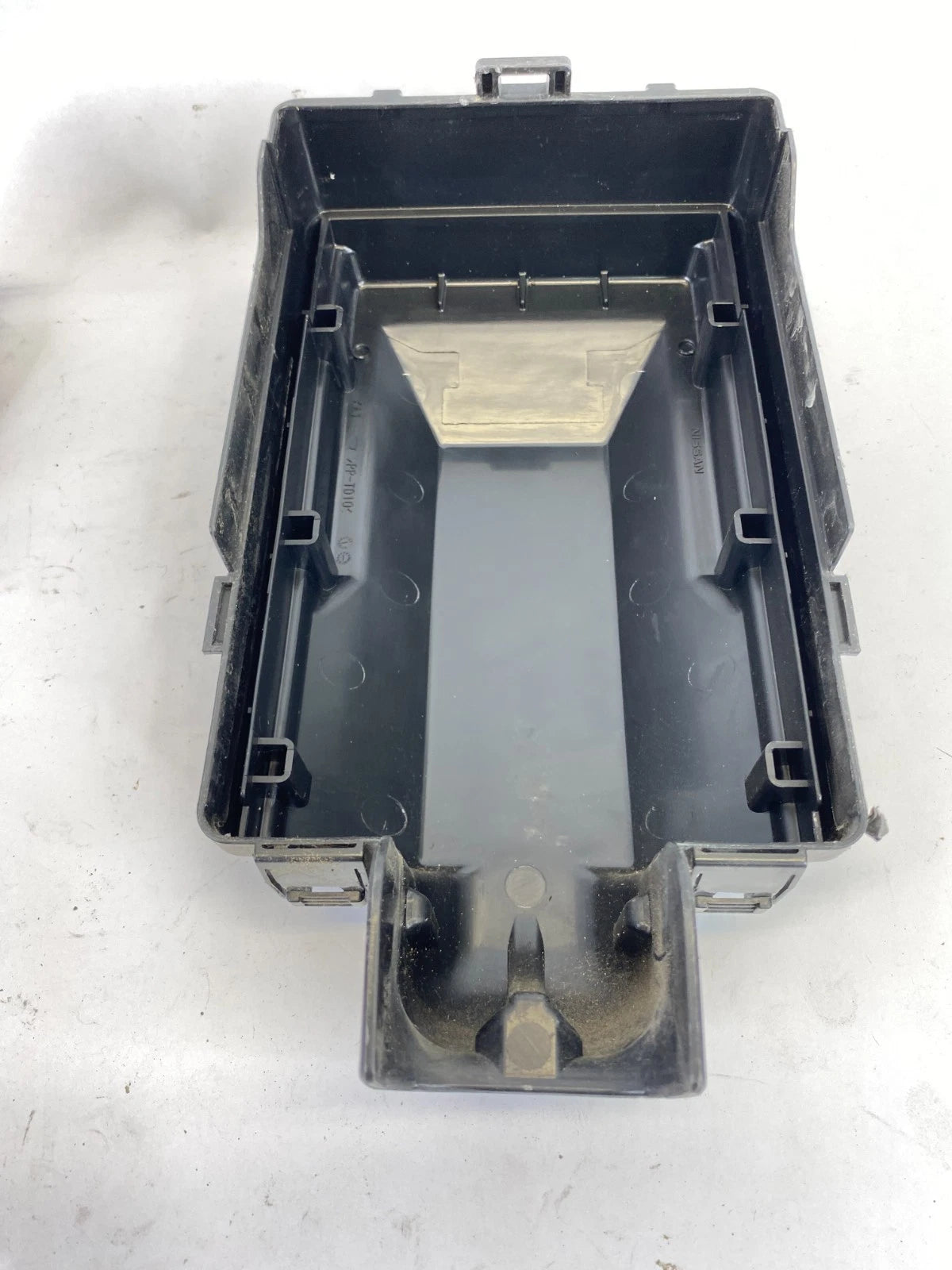 2008-2010 INFINITI G37 ENGINE IPDM FUSE RELAY BOX UNDERHOOD 284B7-JK00A OEM