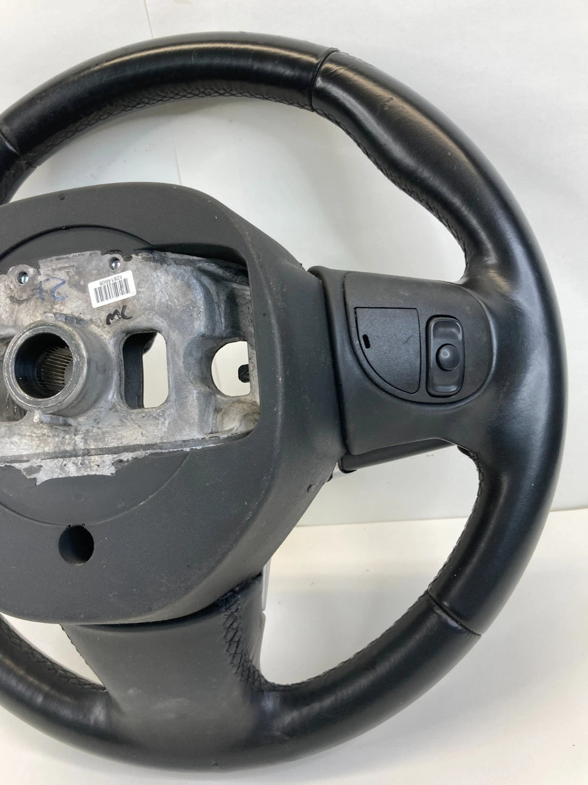 15-17 CHRYSLER 200 DRIVER STEERING WHEEL W/ CRUISE & AUIDO CONTROL SWITCH OEM
