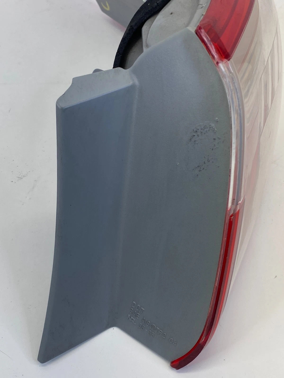 2007-2010 TOYOTA CAMRY REAR RIGHT SIDE TAILLIGHT TAIL LAMP ASSEMBLY OEM