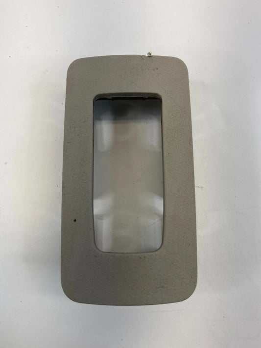 05 06 DODGE MAGNUM REAR RIGHT DOOR WINDOW SWITCH BEZEL TRIM COVER 95295B OEM