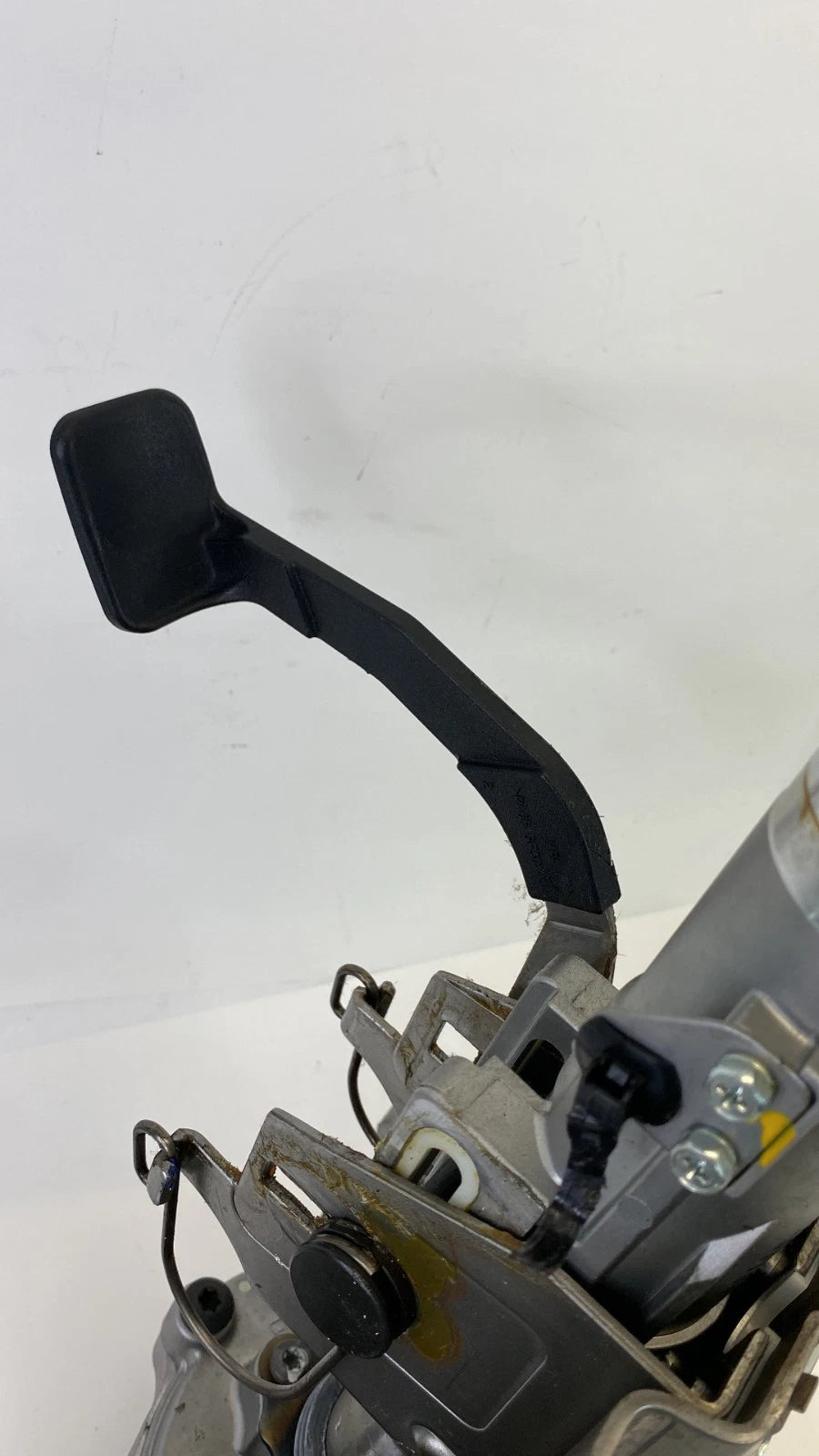 11–14 HYUNDAI SONATA W/O SMART KEY 2.4L AT POWER STEERING COLUMN 56300-3Q200 OEM