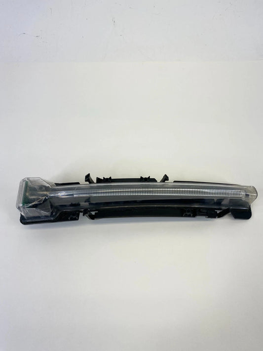 2010-2019 FORD TAURUS FRONT LEFT BUMPER TURN SIGNAL LIGHT AG13-13B221-A OEM