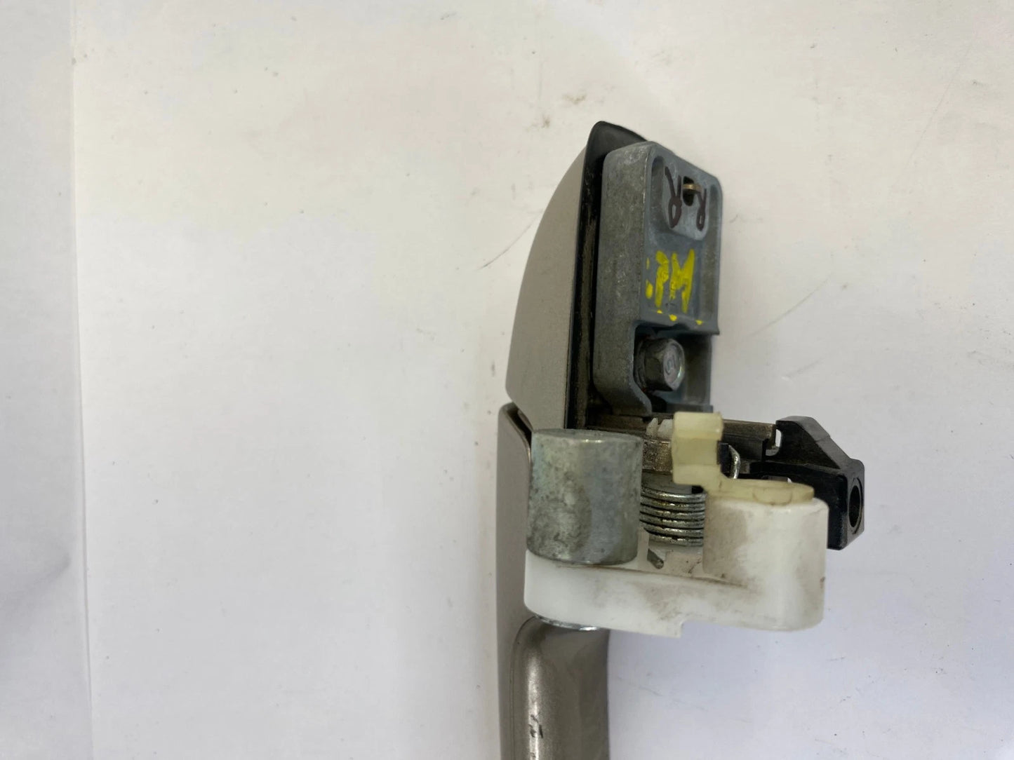 2003-2007 HONDA PILOT REAR RIGHT BACK OUTSIDE EXTERIOR DOOR HANDLE PULLER OEM