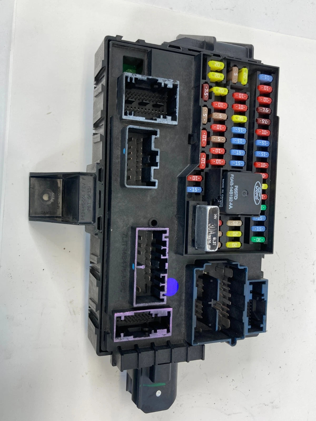 2007-2014 FORD EXPEDITION INTERIOR FUSE RELAY BOX COMPARTMENT 7L1T-14B476-CG OEM