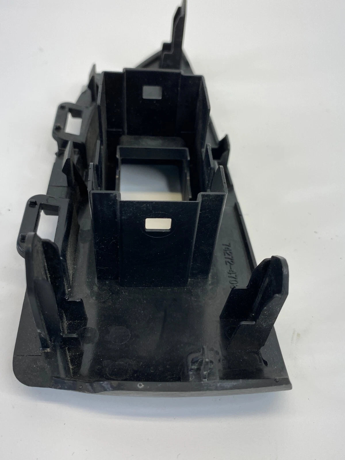 2010-2015 TOYOTA PRIUS REAR LEFT SIDE DOOR POWER WINDOW SWITCH BEZEL 74272-47060