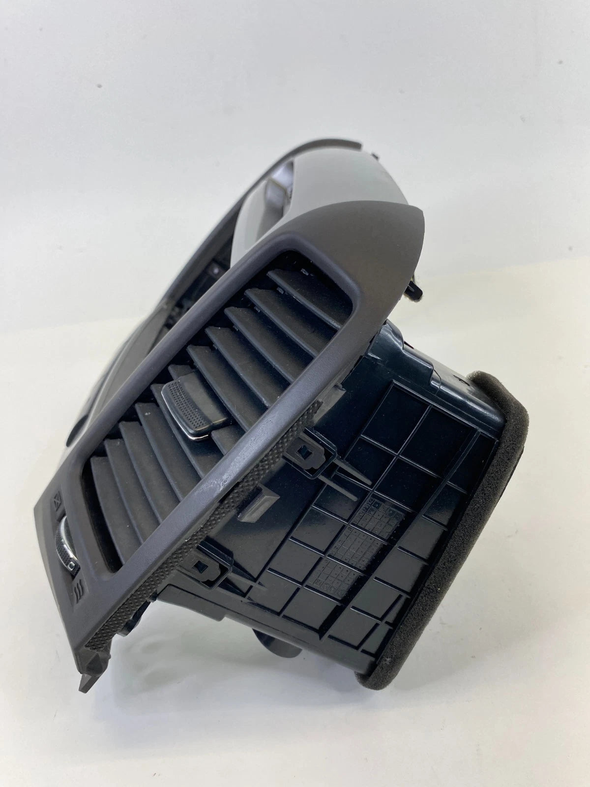 10-12 Hyundai Santa Fe Dash Radio Clock Climate Control Trim Bezel 94520-2B000