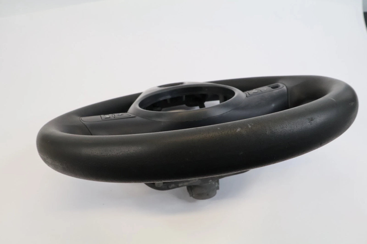 2012 2013 KIA SOUL STEERING WHEEL WITH AUDIO PHONE CONTROLS ASSEMBLY OEM