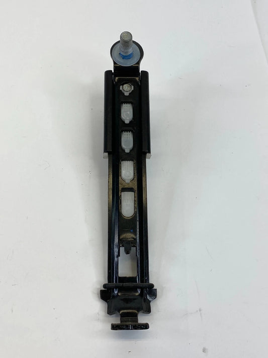 2007-2010 DODGE NITRO FRONT RIGHT SIDE SEAT BELT HEIGHT ADJUSTER 52029356AC OEM